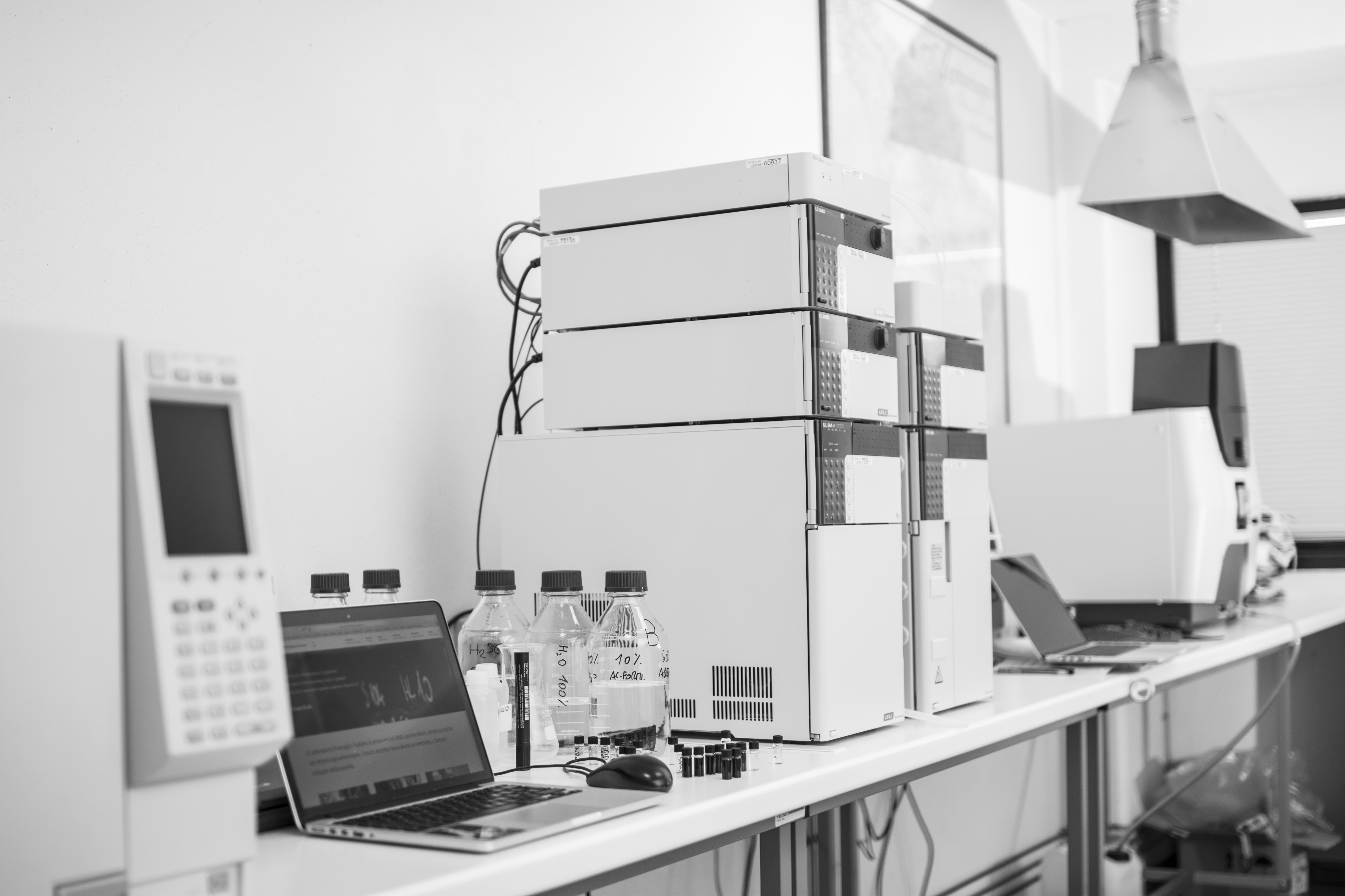 laboratorio_enologico_analisi_vino_acqua